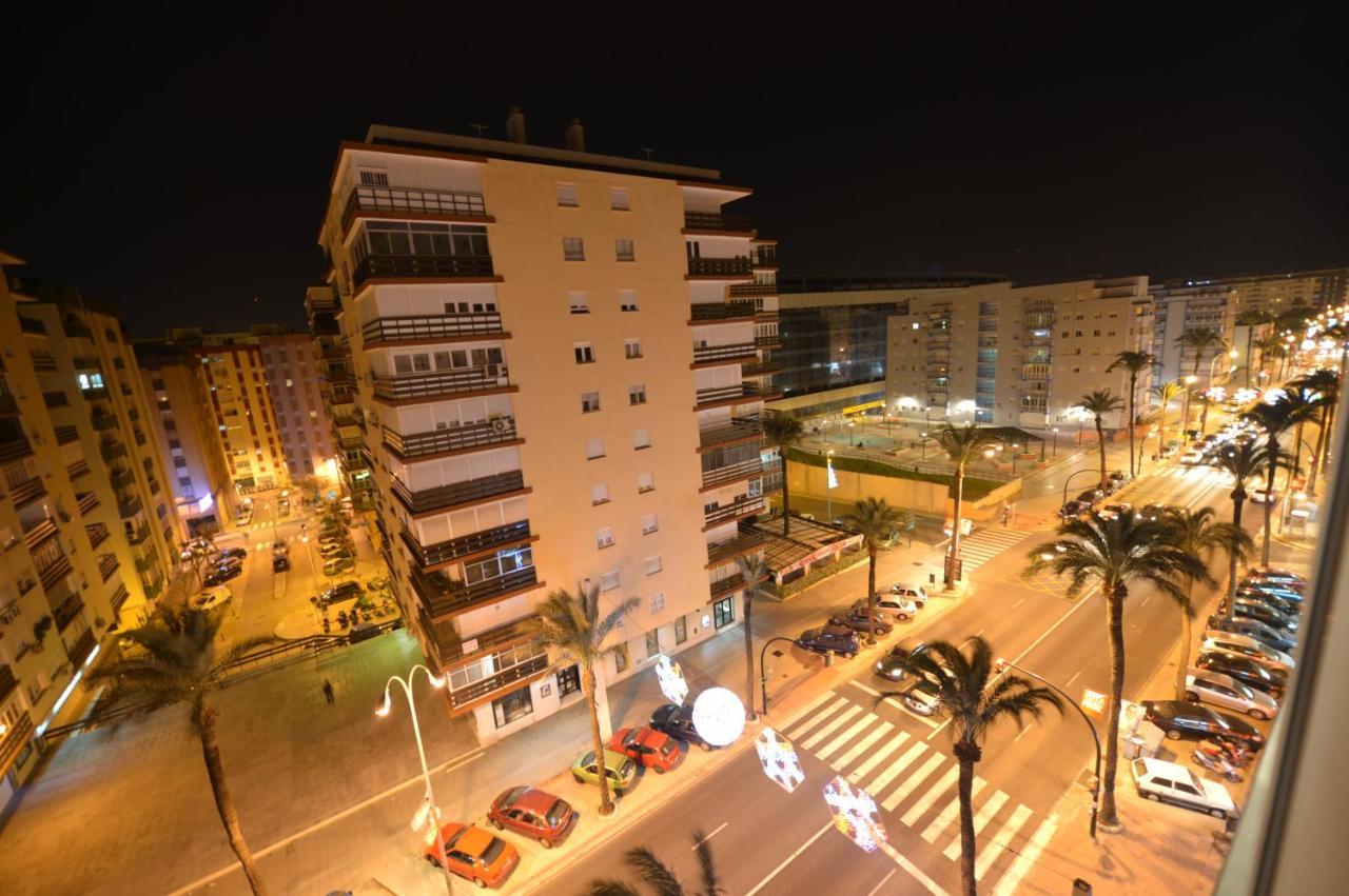 Guesting Velazquez Apartment Cádiz Exterior photo
