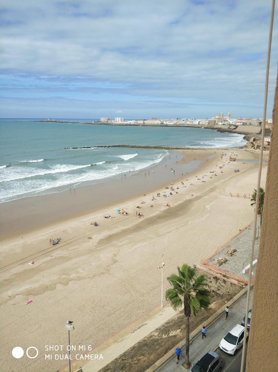 Guesting Velazquez Apartment Cádiz Exterior photo